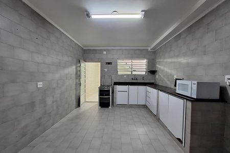 Casa para alugar com 147m², 3 quartos e 2 vagas Casa para alugar com 147m², 3 quartos e 2 vagasCozinha