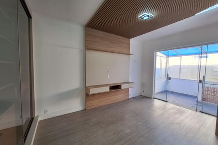 Casa para alugar com 147m², 3 quartos e 2 vagas Casa para alugar com 147m², 3 quartos e 2 vagasSuíte