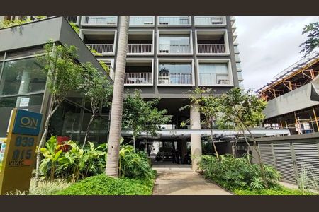 Studio à venda com 46m², 1 quarto e sem vaga Studio à venda com 46m², 1 quarto e sem vagaFachada 2