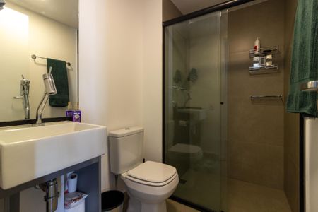 Studio à venda com 46m², 1 quarto e sem vaga Studio à venda com 46m², 1 quarto e sem vagaBanheiro