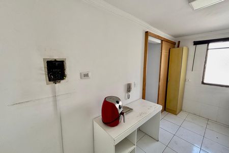 Cozinha  de apartamento à venda com 2 quartos, 54m² em Conjunto Habitacional Padre Manoel de Paiva, São Paulo