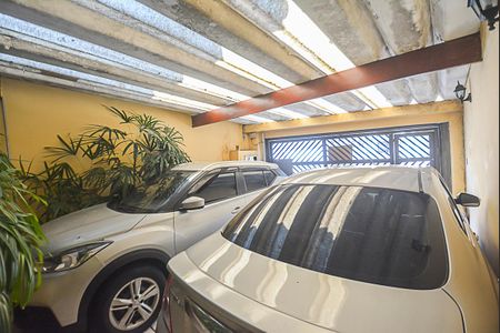 Garagem de casa à venda com 3 quartos, 212m² em Nova Petrópolis, São Bernardo do Campo