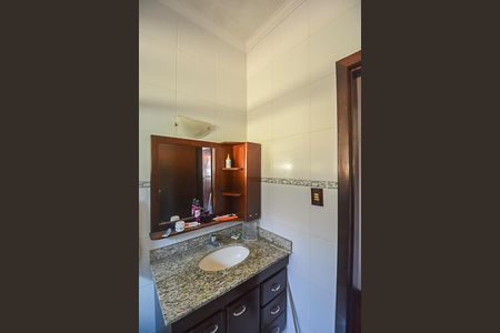 Banheiro de casa à venda com 3 quartos, 212m² em Nova Petrópolis, São Bernardo do Campo