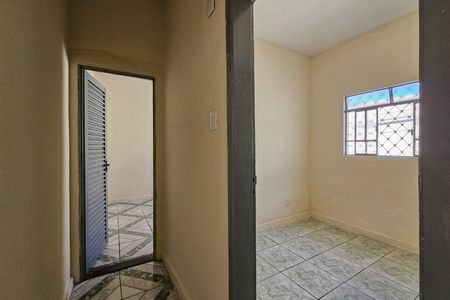 Casa para alugar com 2 quartos, 60m² em Cachoeirinha, Belo Horizonte
