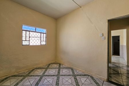Casa para alugar com 2 quartos, 60m² em Cachoeirinha, Belo Horizonte