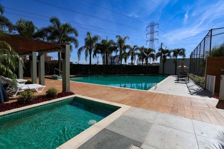 Apartamento para alugar com 74m², 2 quartos e 1 vaga Apartamento para alugar com 74m², 2 quartos e 1 vagaPiscina
