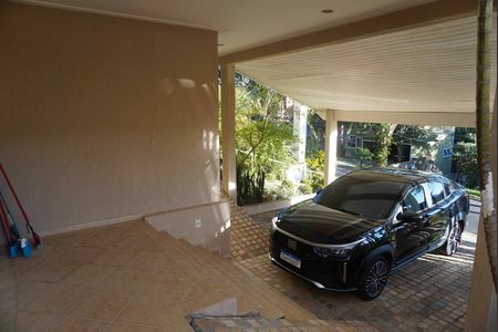 Garagem de casa de condomínio à venda com 3 quartos, 490m² em Tarumã, Barueri