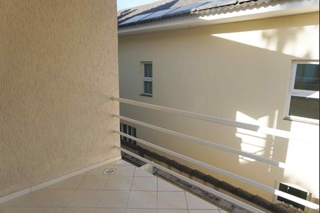 Sacada de casa de condomínio à venda com 3 quartos, 490m² em Tarumã, Barueri