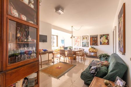 Sala de apartamento à venda com 3 quartos, 90m² em Grajaú, Belo Horizonte