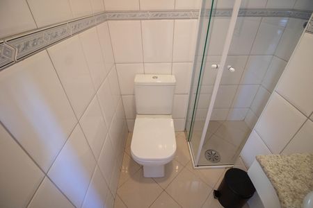 Apartamento para alugar com 73m², 3 quartos e 2 vagas Apartamento para alugar com 73m², 3 quartos e 2 vagasBANHEIRO