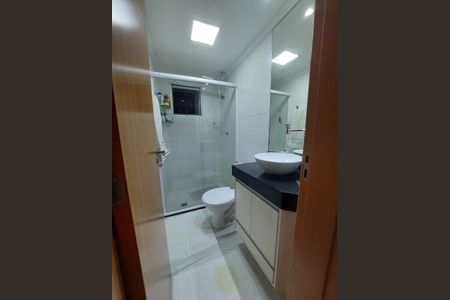 Banheiro 1 de apartamento à venda com 2 quartos, 50m² em Utinga, Santo André