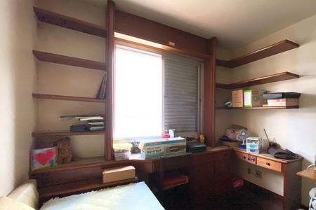 Apartamento à venda com 189m², 4 quartos e 2 vagas Apartamento à venda com 189m², 4 quartos e 2 vagasQuarto 3