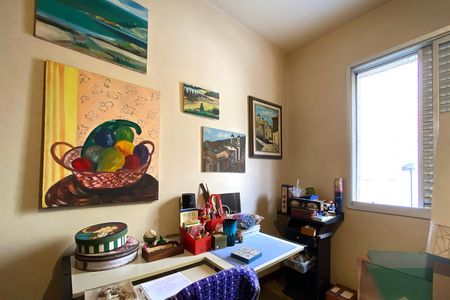 Apartamento à venda com 189m², 4 quartos e 2 vagas Apartamento à venda com 189m², 4 quartos e 2 vagasQuarto 2