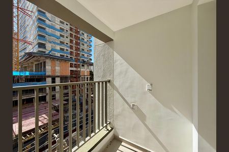 Studio à venda com 26m², 1 quarto e sem vaga Studio à venda com 26m², 1 quarto e sem vagaSacada