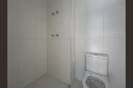Studio à venda com 26m², 1 quarto e sem vaga Studio à venda com 26m², 1 quarto e sem vagaBanheiro
