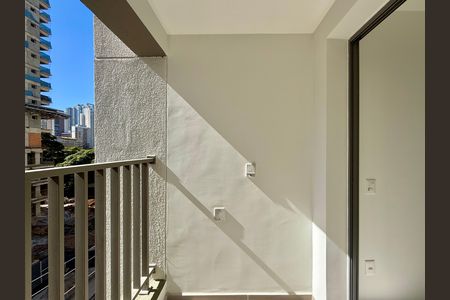 Studio à venda com 26m², 1 quarto e sem vaga Studio à venda com 26m², 1 quarto e sem vagaSacada