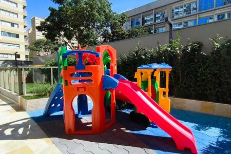 Apartamento à venda com 30m², 1 quarto e 1 vaga Apartamento à venda com 30m², 1 quarto e 1 vagaÁrea comum - Playground