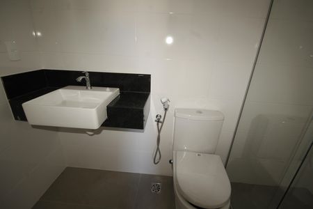 Apartamento para alugar com 74m², 3 quartos e 2 vagasbanheiro 2