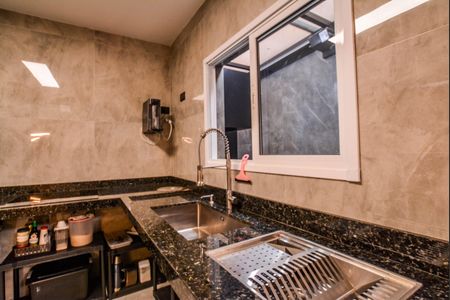 Apartamento à venda com 67m², 2 quartos e 2 vagasCozinha