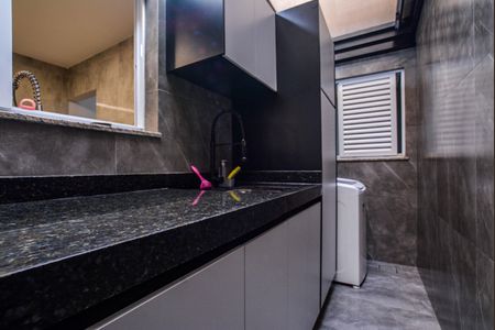 Apartamento à venda com 67m², 2 quartos e 2 vagasÁrea de Serviço