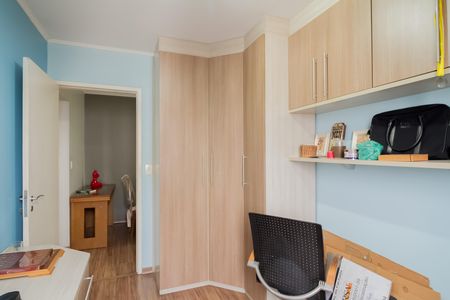 Apartamento à venda com 75m², 3 quartos e 2 vagasQuarto 2