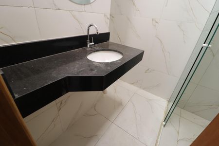 Casa de condomínio para alugar com 135m², 3 quartos e 3 vagasBanheiro Social