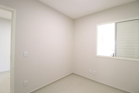 Casa de condomínio para alugar com 135m², 3 quartos e 3 vagasQuarto 2