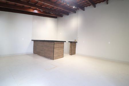 Varanda - Cozinha de casa de condomínio para alugar com 3 quartos, 135m² em Aclimação, Uberlândia