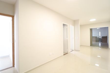 Casa de condomínio para alugar com 135m², 3 quartos e 3 vagasSala