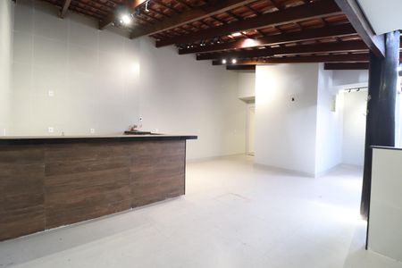 Casa de condomínio para alugar com 135m², 3 quartos e 3 vagasVaranda - Cozinha