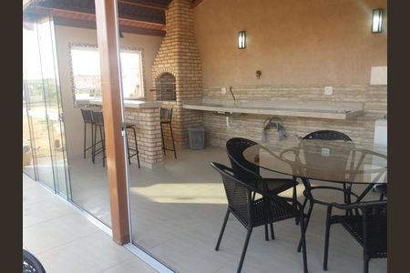 Área comum - Churrasqueira de casa de condomínio para alugar com 3 quartos, 135m² em Aclimação, Uberlândia