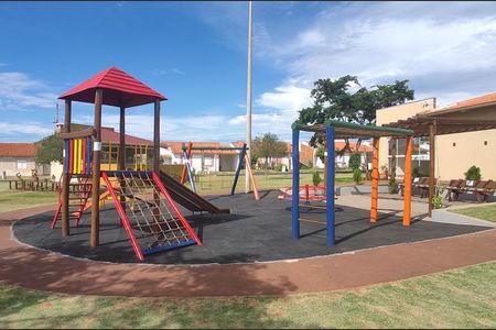 Área comum - Playground de casa de condomínio para alugar com 3 quartos, 135m² em Aclimação, Uberlândia