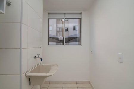 Área de Serviço de apartamento para alugar com 2 quartos, 54m² em Jardim das Colinas, Hortolândia