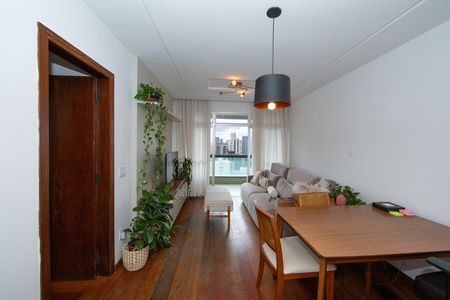 Apartamento para alugar com 85m², 2 quartos e 1 vaga Apartamento para alugar com 85m², 2 quartos e 1 vagaSALA