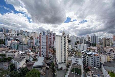 Apartamento para alugar com 85m², 2 quartos e 1 vaga Apartamento para alugar com 85m², 2 quartos e 1 vagaVISTA