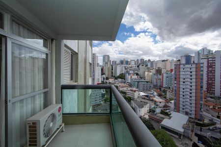 Apartamento para alugar com 85m², 2 quartos e 1 vaga Apartamento para alugar com 85m², 2 quartos e 1 vagaVARANDA