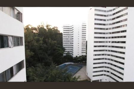 Foto 05 de apartamento à venda com 3 quartos, 55m² em Jardim Boa Vista, São Paulo