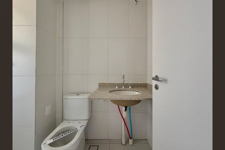 Studio à venda com 26m², 1 quarto e sem vaga Studio à venda com 26m², 1 quarto e sem vagaBanheiro
