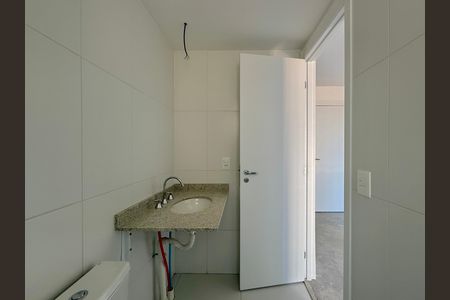 Studio à venda com 26m², 1 quarto e sem vaga Studio à venda com 26m², 1 quarto e sem vagaBanho