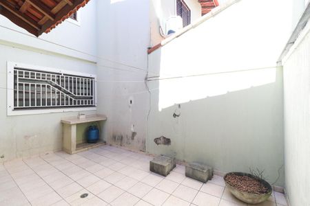 Casa à venda com 2 quartos, 103m² em Jardim Virginia Bianca, São Paulo