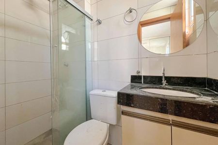 Banheiro da Suíte de apartamento para alugar com 2 quartos, 60m² em Manacás, Belo Horizonte