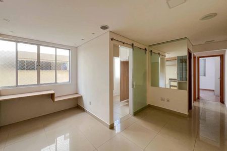 Sala de apartamento para alugar com 2 quartos, 60m² em Manacás, Belo Horizonte