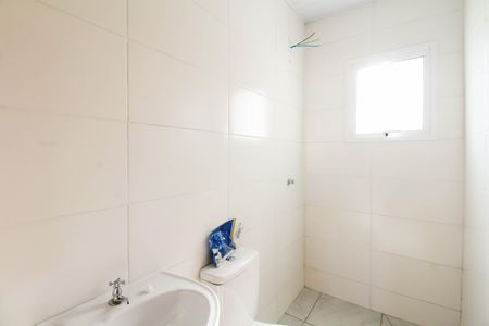 Casa de condomínio para alugar com 50m², 2 quartos e 1 vaga Casa de condomínio para alugar com 50m², 2 quartos e 1 vagaBanheiro