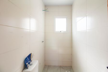 Casa de condomínio para alugar com 50m², 2 quartos e 1 vaga Casa de condomínio para alugar com 50m², 2 quartos e 1 vagaBanheiro