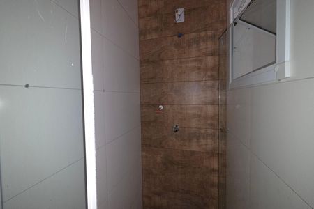 Casa de condomínio para alugar com 70m², 2 quartos e 1 vaga Casa de condomínio para alugar com 70m², 2 quartos e 1 vagaBanheiro