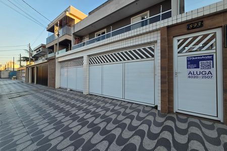 Casa de condomínio para alugar com 70m², 2 quartos e 1 vaga Casa de condomínio para alugar com 70m², 2 quartos e 1 vagaFachada