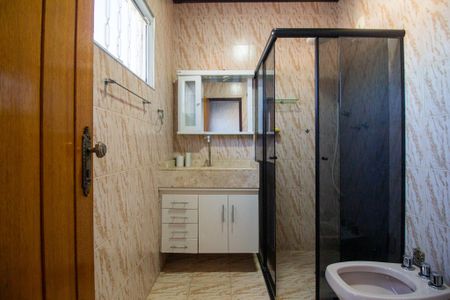 Casa para alugar com 142m², 3 quartos e 2 vagas Casa para alugar com 142m², 3 quartos e 2 vagasBanheiro
