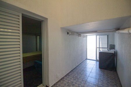 Casa para alugar com 142m², 3 quartos e 2 vagas Casa para alugar com 142m², 3 quartos e 2 vagasÁrea de Serviço