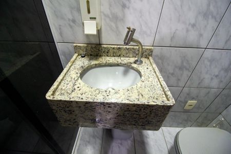 Casa para alugar com 142m², 3 quartos e 2 vagas Casa para alugar com 142m², 3 quartos e 2 vagasBanheiro da Suíte 1