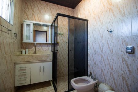 Casa para alugar com 142m², 3 quartos e 2 vagas Casa para alugar com 142m², 3 quartos e 2 vagasBanheiro